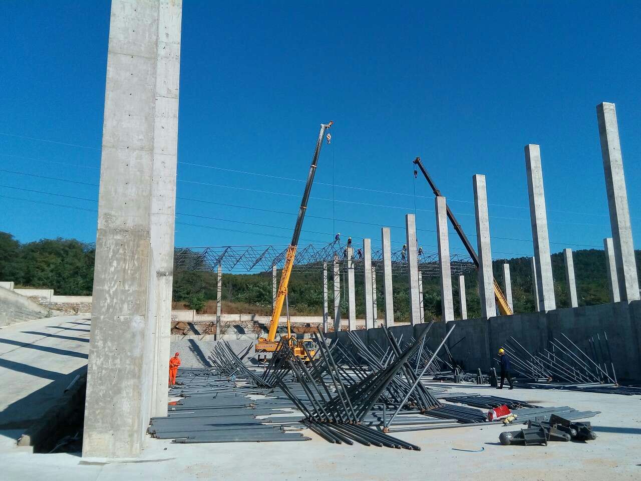 诸暨搅拌站网架